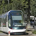 Proche Centre, Cathedrale, Tram, Gare *